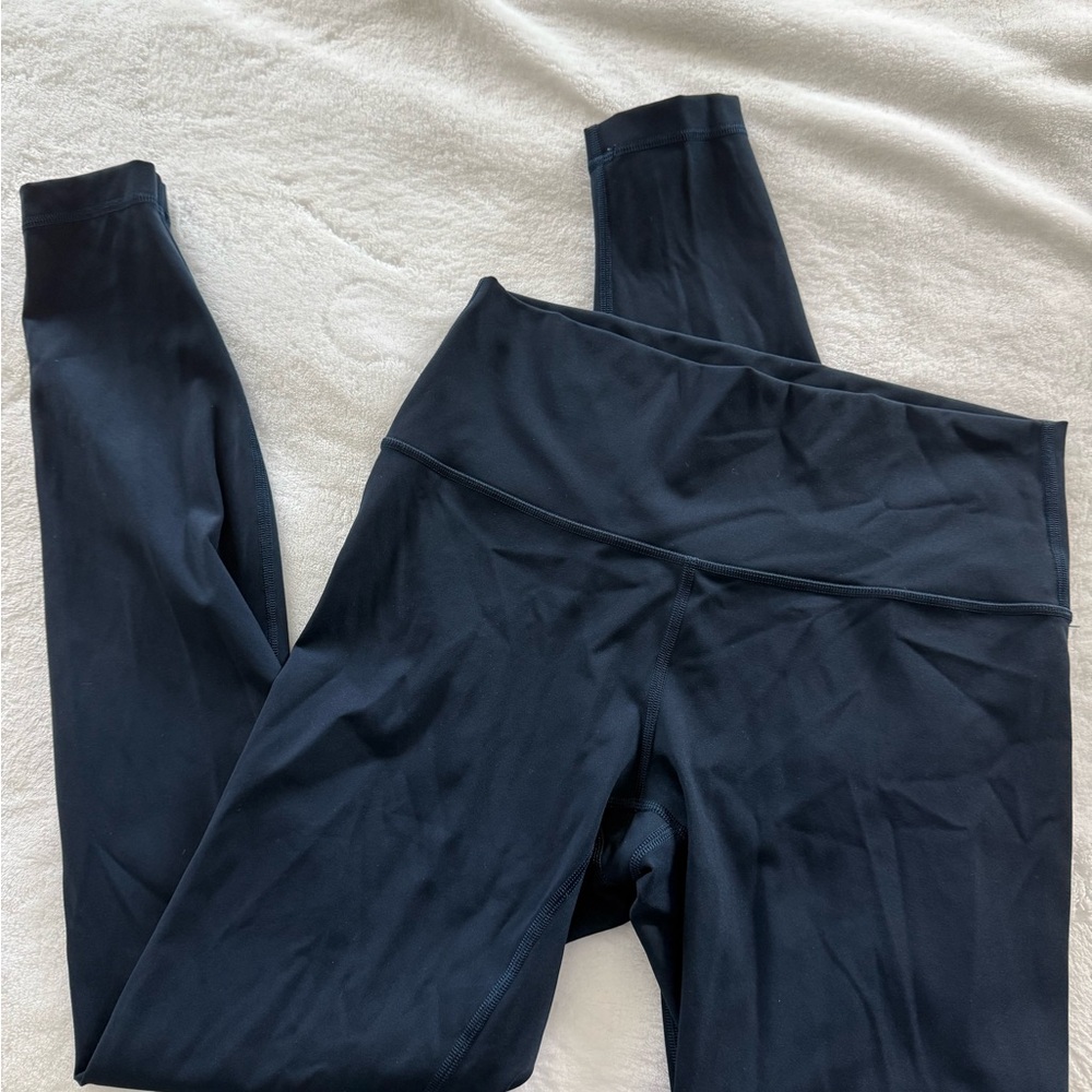 LULULEMON navy luxtreme high waisted legging 28 inch